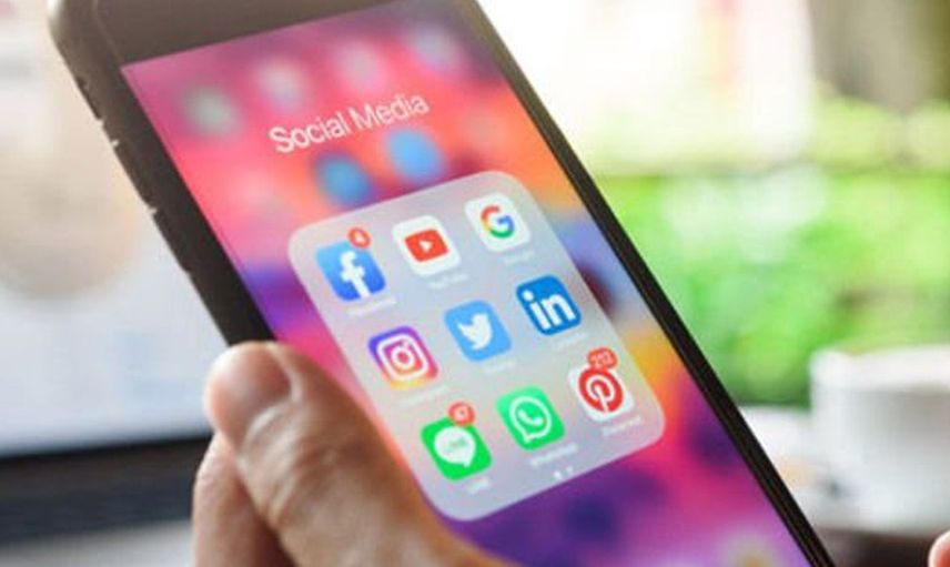 Milyonlarca kullanıcısı bulunan WhatsApp’dan büyük oyun: Reklam alabilmek için herkesi dinliyorlar
