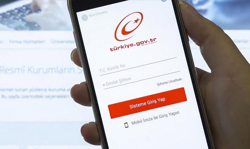 'E-devlet hizmetlerinde dünyanın çok ilerisindeyiz' ifadeleri sosyal medyaya damga vurdu!