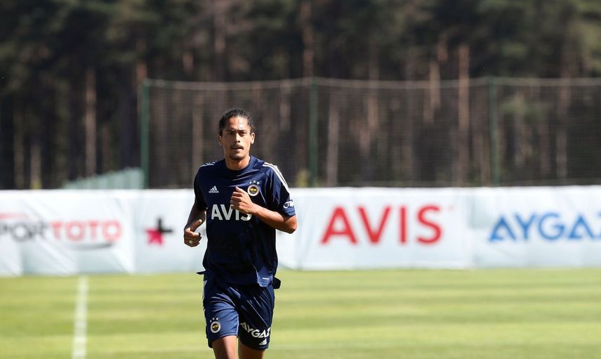 Mauricio Lemos, Fenerbahçe'den Beerschot'a Kiralandı!