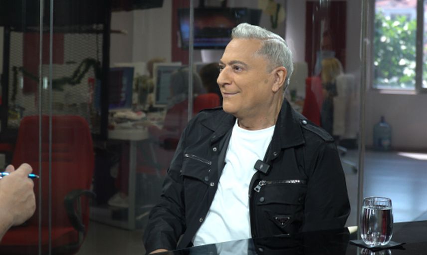 İki erkek oturdu 20 yaşındaki genç kızı cinsellik muhabbetine konu etti! Mehmet Ali Erbil'den skandal açıklama