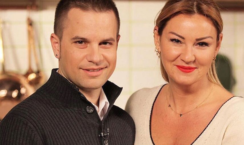 Pınar Altuğ, Okan Bayülgen'in programına konuk oldu 'Hiç yaşlanmıyorsun'