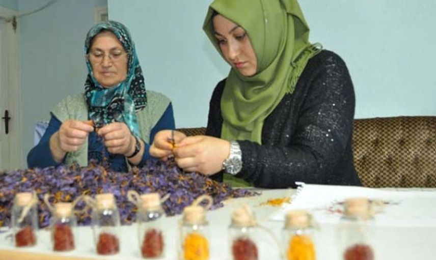 Babası izin vermemesine rağmen başladı büyük başarı elde etti! Gramı 100 lira