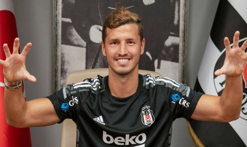 Beşiktaşlı Salih Uçan'ı Altay ve Konyaspor Transfer Etmek İstiyor