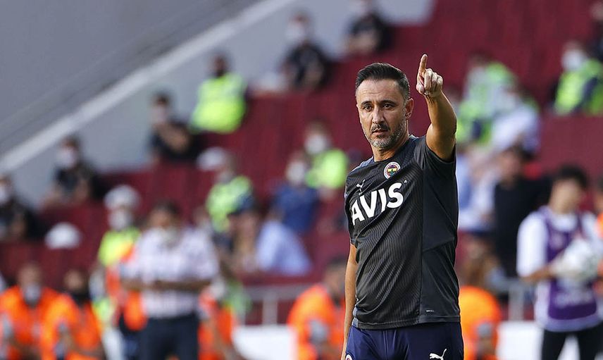 Fenerbahçe'de Mesut Özil İle Vitor Pereira Arasında Gerilim Yükseldi!