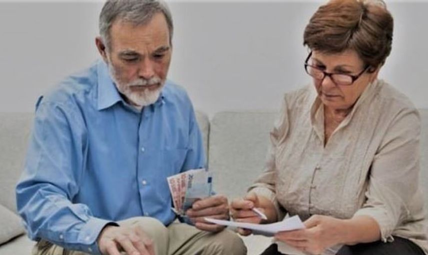 Emekli İkramiyeleri ve Zamlı Maaşlar Ne Zaman Hesapta?