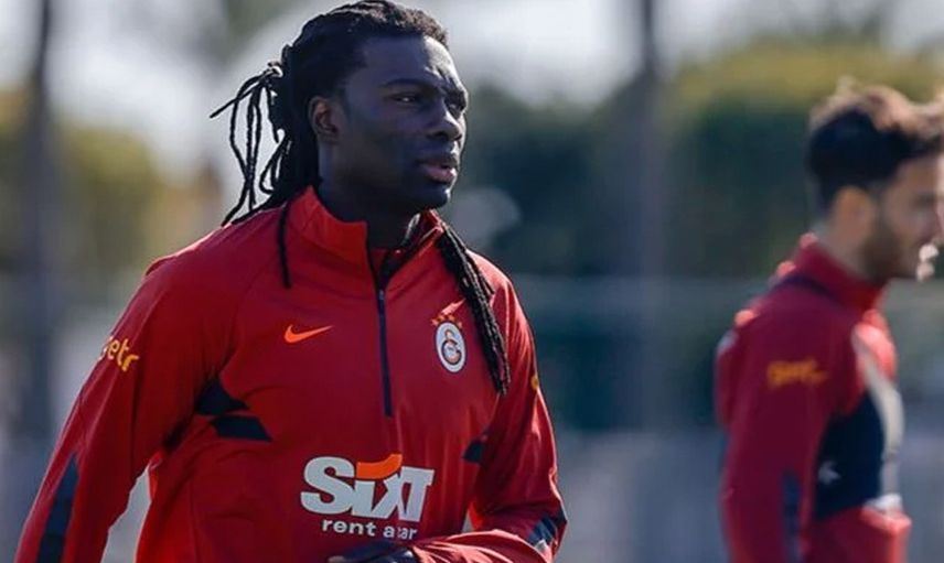 Galatasaray'ın Yeni Transferi Bafetimbi Gomis'ten Büyük Fedakarlık!