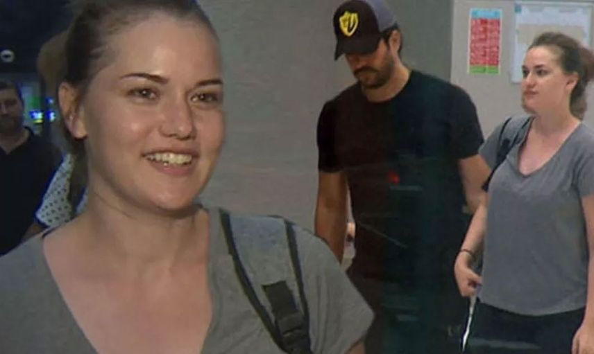 Fahriye Evcen bornozlu paylaşımı ile doğal güzelliğini konuşturdu! Paylaşımı ile kendine hayran bıraktı