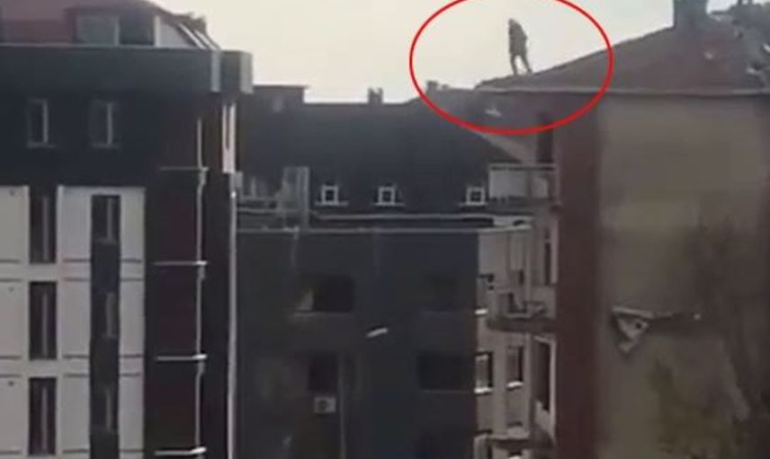 5 Katlı Binadan Atlayan Adam Kurtarılamadı
