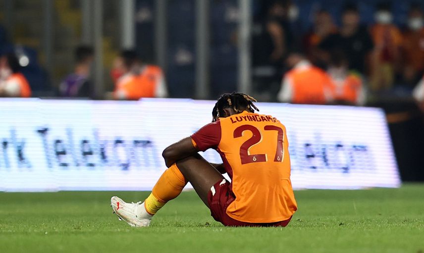 Galatasaray Taraftarlarına Dava Açacak!