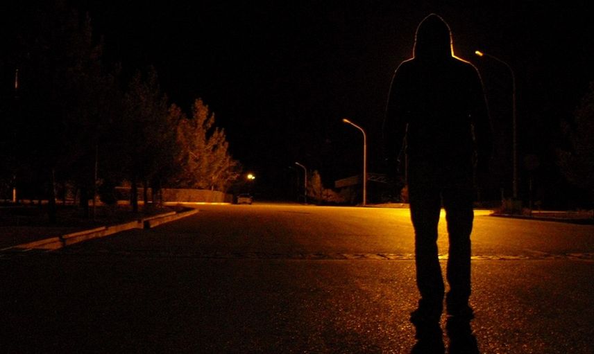 Kocaeli'de Bir Hoca Sana Eşcinsel Cin Kaçmış Diyerek Bir Gence Tacizde Bulundu