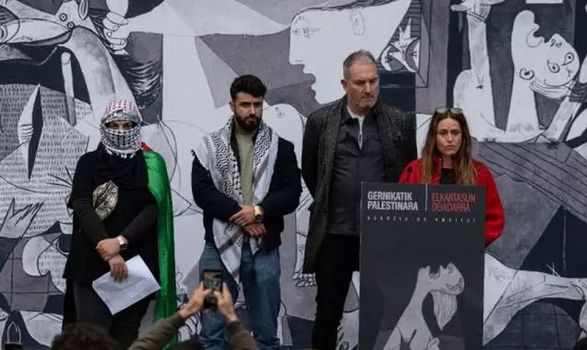 İspanya'dan Filistin'e insan mozaikli destek