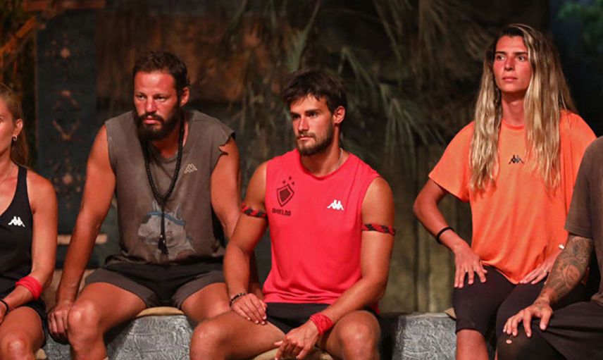 Yarışmanın favori ismiydi önce ekarte ettiler şimdi de elediler! İşte Survivor'a veda eden isim