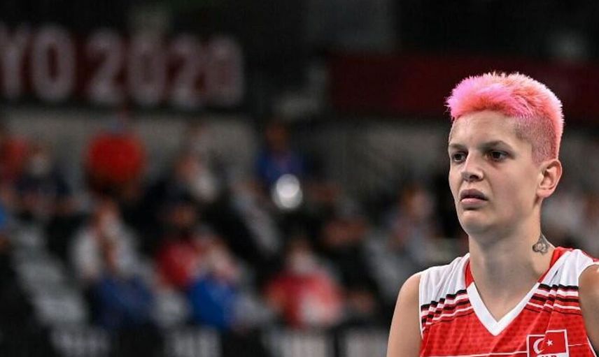 Ebrar Karakurt maç sonrası kendisiyle röportaj yapmak isteyen TRT spikerine öyle bir şey yaptı ki…