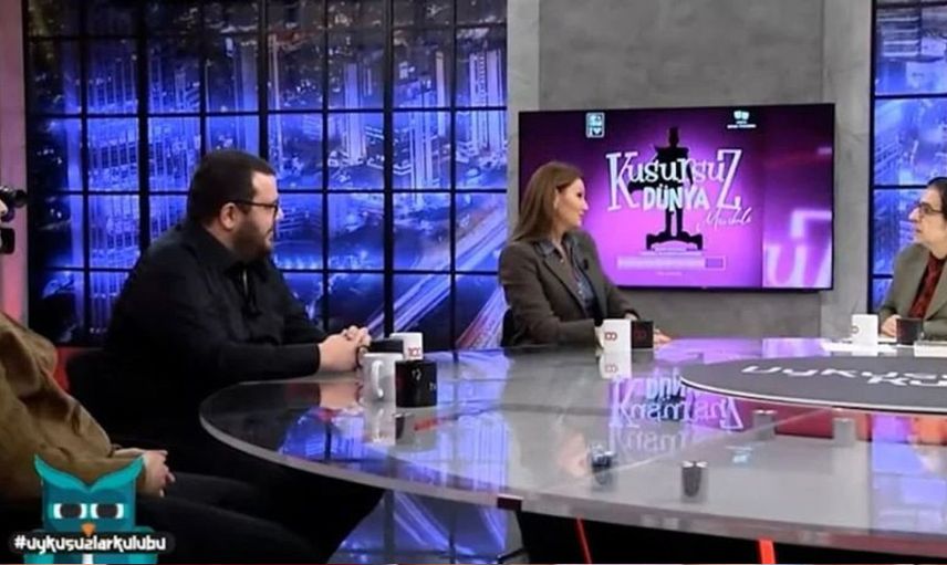 Pınar Altuğ, Okan Bayülgen'in programına konuk oldu 'Hiç yaşlanmıyorsun'