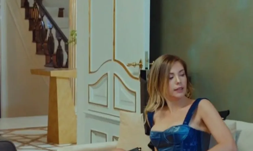 Eda Ece'den Sosyal Medyayı Sallayan Cesur Pozlar
