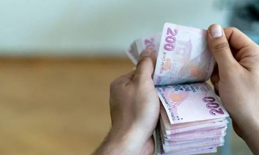 Emeklilere 25 + 617 TL Zam Müjdesi Geldi!