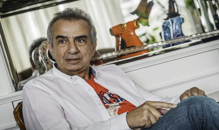 Erhan Yazıcıoğlu Levent’teki mütevazi evinin kapılarını açtı: Diziden kazandığım parayla…