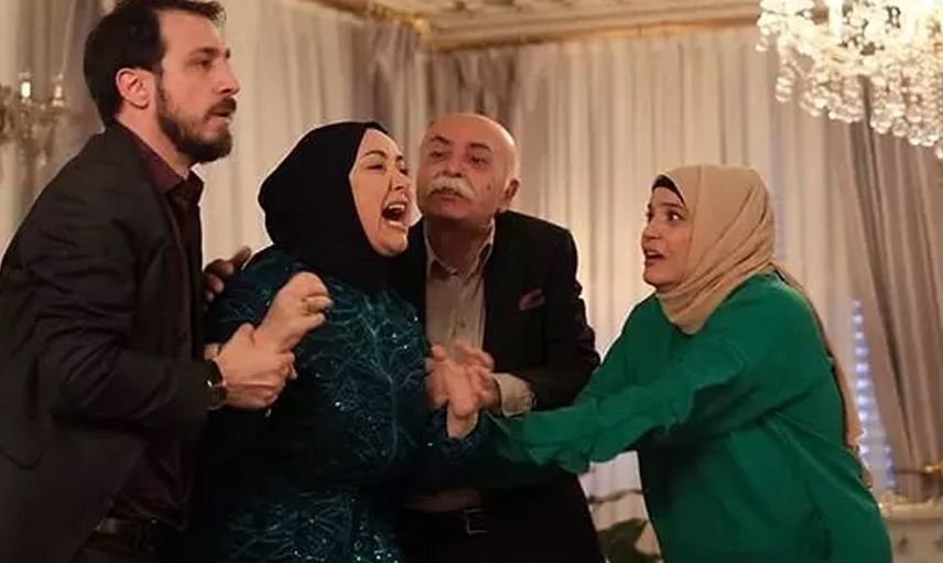 Kızılcık Şerbeti'nde ortalık yıkılacak: Pembe mezara Alev hapse mi giriyor? Kızılcık Şerbeti Pembe ölüyor mu?