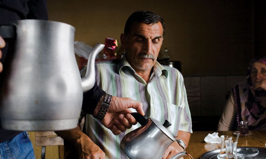 Gözü gibi baktı