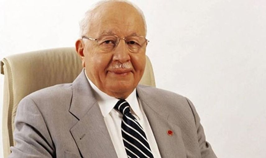 Prof. Dr. Necmettin Erbakan Kimdir?