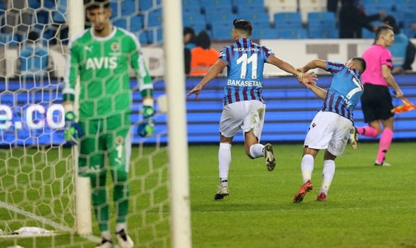Trabzonspor-Fenerbahçe Derbisine Damga Vuran Anastasios Bakasetas, Ülkesinde Gündem Oldu!