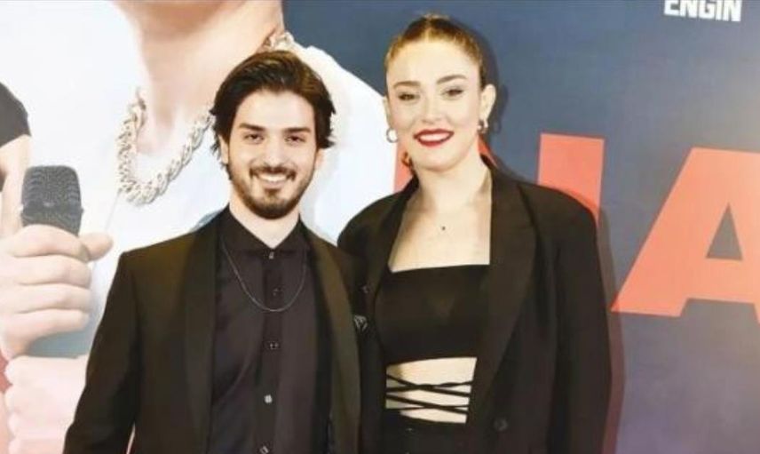 Milli voleybolcu Zehra Güneş ödül töreninde giydiği kıyafetle ağızları açık bıraktı
