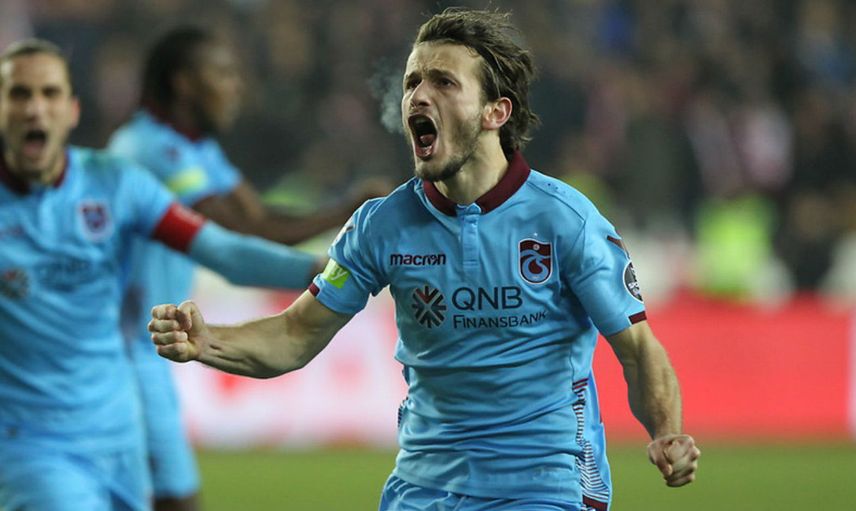 Trabzonspor ve Alanyaspor Arasında Abdülkadir Parmak ve Efecan Karaca Takası!