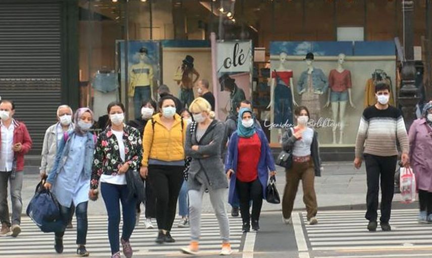 Bilim Kurulu Üyesi: Mutant Virüslere Karşı Aşıların Etkisinde Zayıflama Var