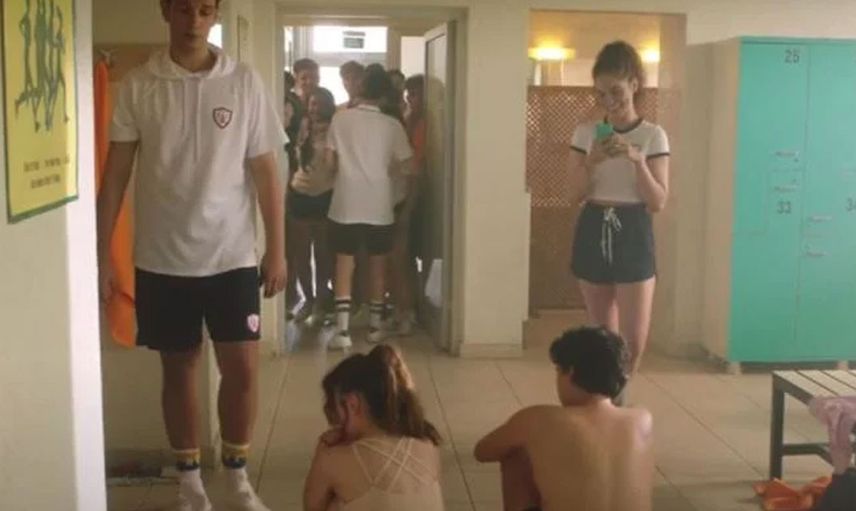 Zorbalık sahnesiyle dikkat çekmişti! Duy Beni dizindeki o detay ortaya çıktı
