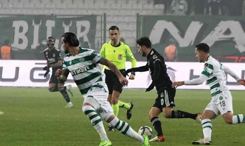 Beşiktaş Taraftarları  Mete Kalkavan ve Arda Kardeşler Hakkında Suç Duyurusunda Bulundular!