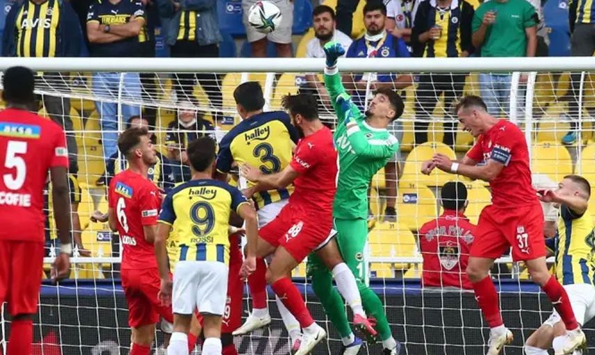 Fenerbahçe, Altay Bayındır'ın iç transferinde anlaşmayı sağladı!
