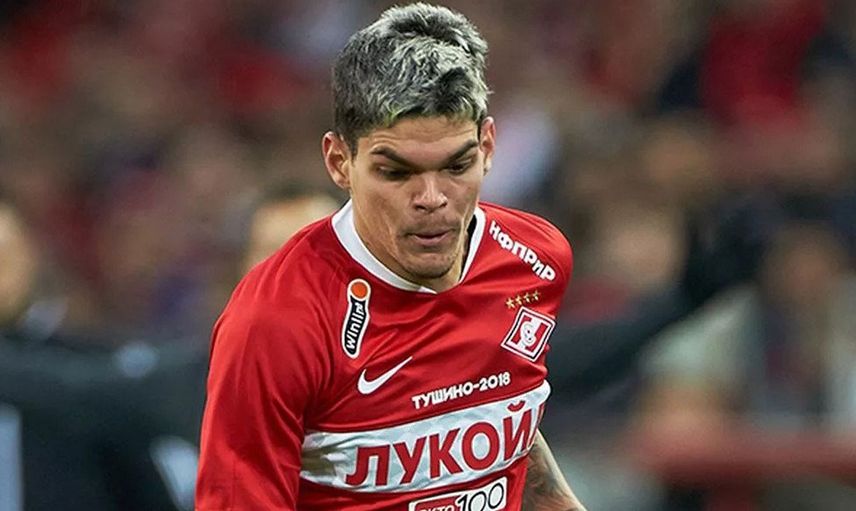 Fenerbahçe sol bek transferinde gündemine Ayrton Lucas'ı aldı!