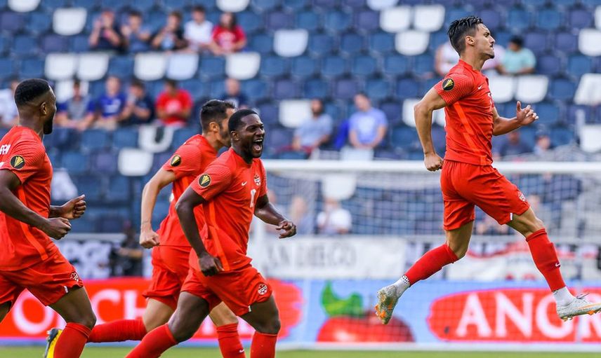 Fenerbahçe, Stephen Eustaquio Transferinde Yeni Yol Çiziyor!