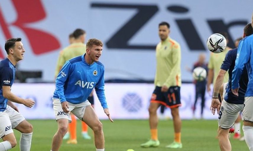 Fenerbahçe'de Burak Kapacak'ın Fatih Karagümrük Maçında Oynamamasının Nedeni Ortaya Çıktı!
