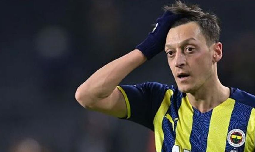 Fenerbahçe'de kadro dışı kalan Mesut Özil'in durumu takımın eski oyuncusu Milos Krasic'i akıllara getirdi!