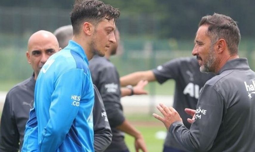 Fenerbahçe'de Mesut Özil, Vitor Pereira İle Toplantı Yaptı!