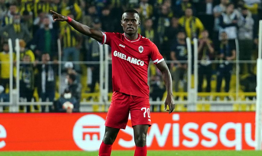 Fenerbahçe'de transferde gündeme yeniden Mbwana Samatta geldi!