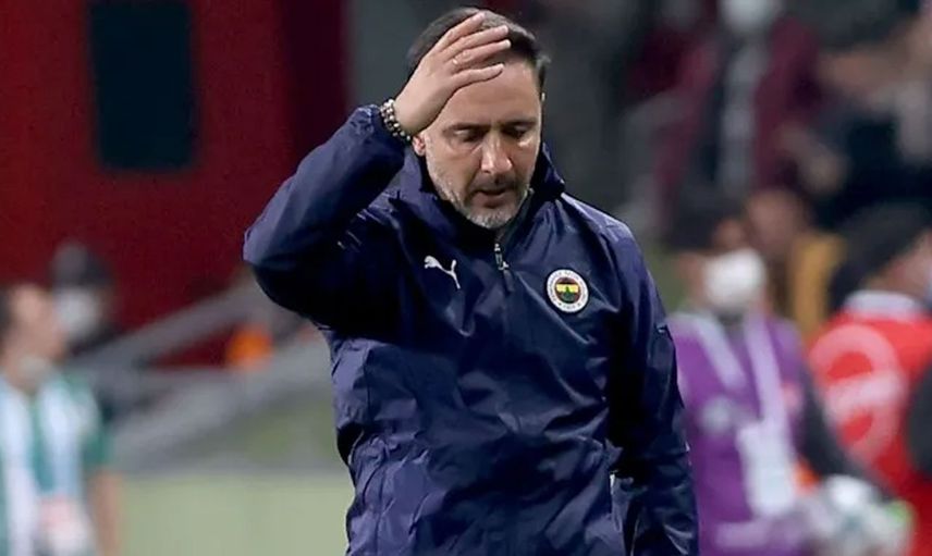 Fenerbahçe'nin eski Teknik Direktörü Vitor Pereira, Brezilya ekibi Corinthians'taki performansıyla eleştiri oklarını üzerine çekti!