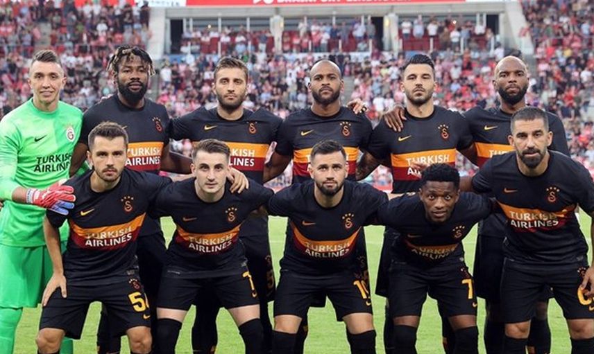 Fenerbahçe'nin Olympiakos Mağlubiyeti Sonrası Galatasaraylı Ryan Babel'den Dikkat Çeken Hamle!