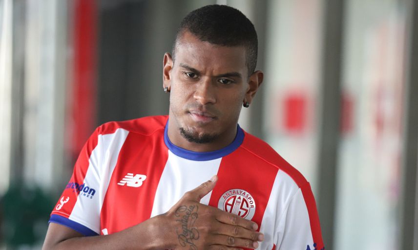 Fernando Lucas Martins Kimdir?