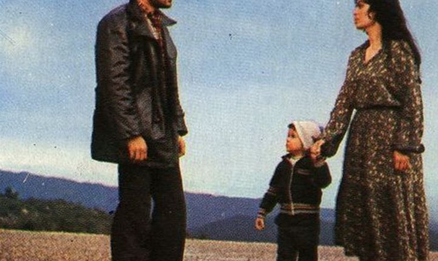 Selvi Boylum Al Yazmalım'ın Konusu Nedir?
