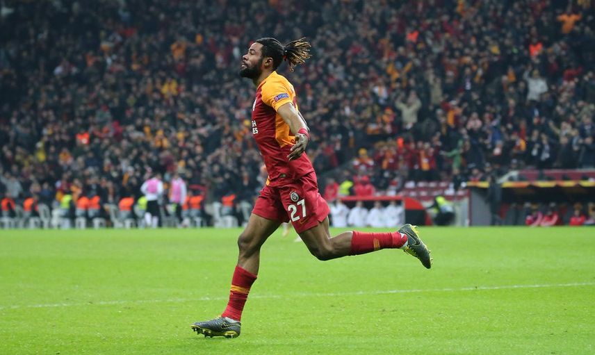 Galatasaray Christian Luyindama İçin Takım Arıyor!