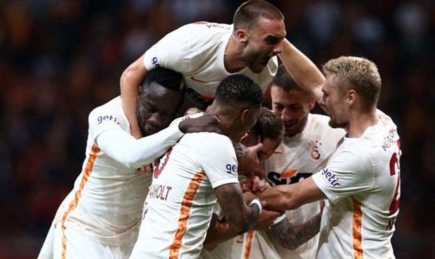 Galatasaray'da Genç Futbolcuların Transferinin Ardından, Dikkat Çeken İstatistik Ortaya Çıktı!