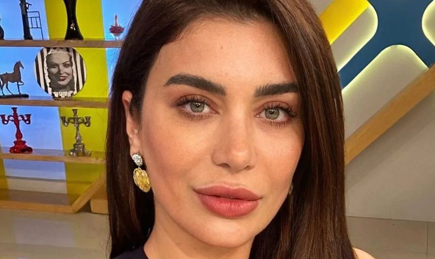 Futbolcu eşi için podyumları bırakan Ebru Şancı'dan olay pozlar: Kocan çok şanslı!