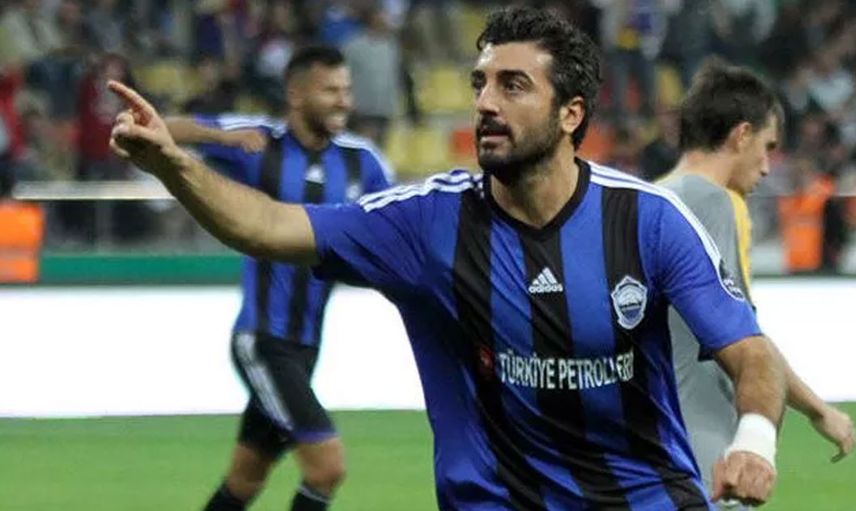 Süper Lig ekibi Altay'da Sinan Kaloğlu'nun takımın teknik direktörülüğüne getirilmesi planlanıyor!