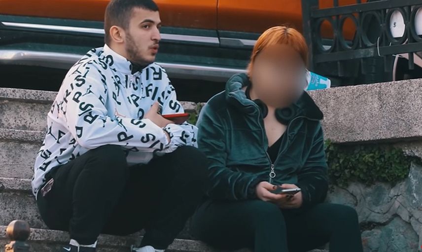 Sosyal medya fenomeninden ahlaksız teklif! Genç kızlara ‘benimkini yer misin’ dedi