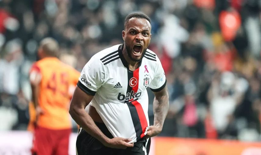 Beşiktaş'ta Cyle Larin'in Transferi İçin Atiba Hutchinson Devreye Girdi!