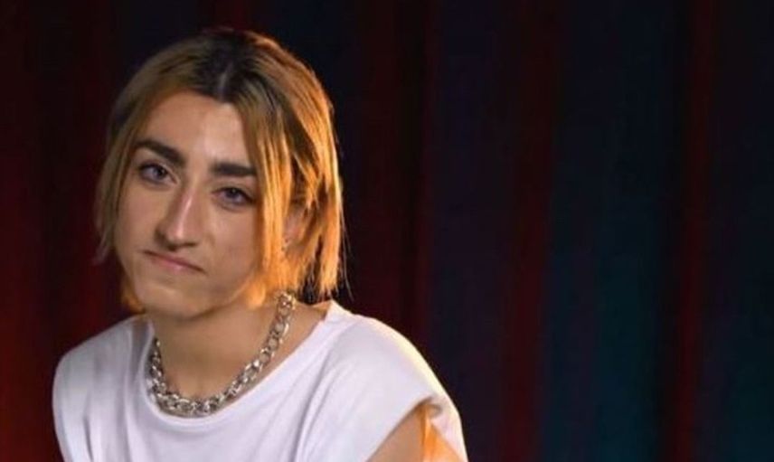 Mika Raun Sosyal medya fenomeni olunca kendini kaybetti! Eğlence adı altında yapmadığı rezillik kalmadı
