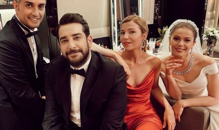 Selma Ergeç Bodrum'a Çıkarma Yaptı! Fiziğiyle Gençlere Taş Çıkarttı