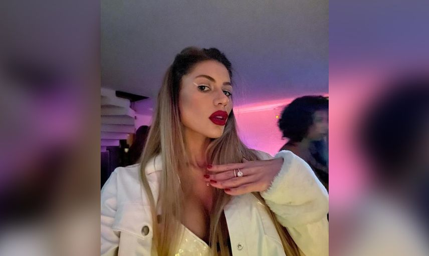Nihal Candan kimdir? Aslen nereli, kaç yaşında? Nihal Candan’ın çıplak pozu olay yarattı